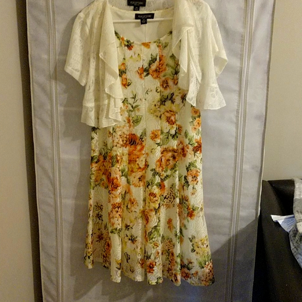 Perceptions Petite Spring Floral Dress MP